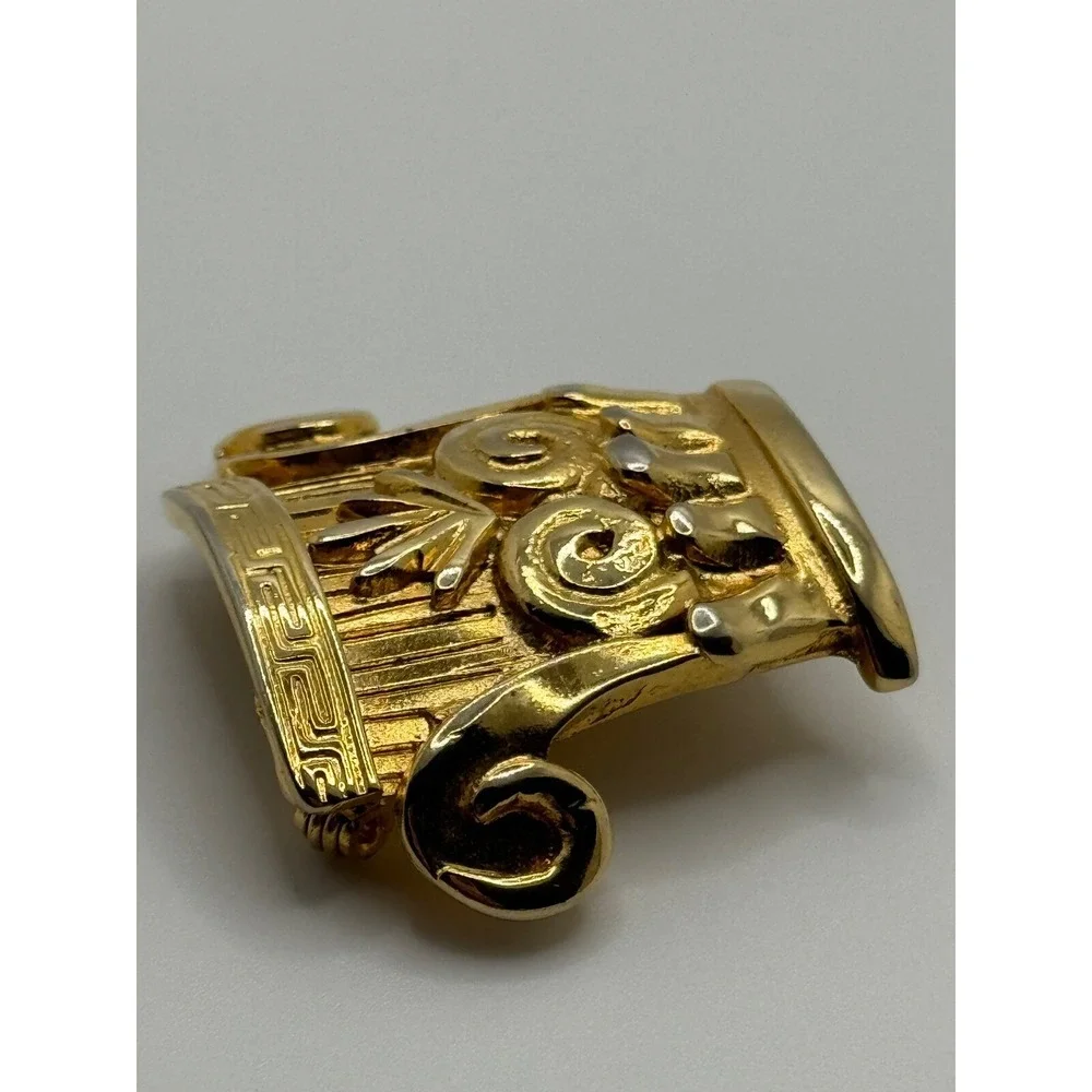Ugo Correani this listing